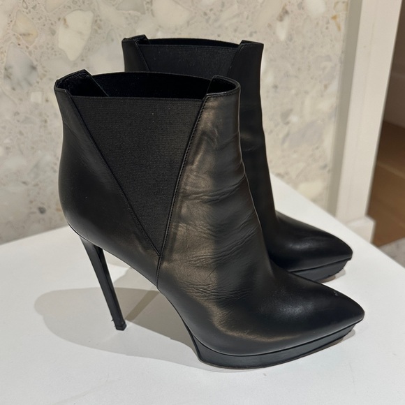 Saint Laurent Platform ankle boot - Picture 1 of 2